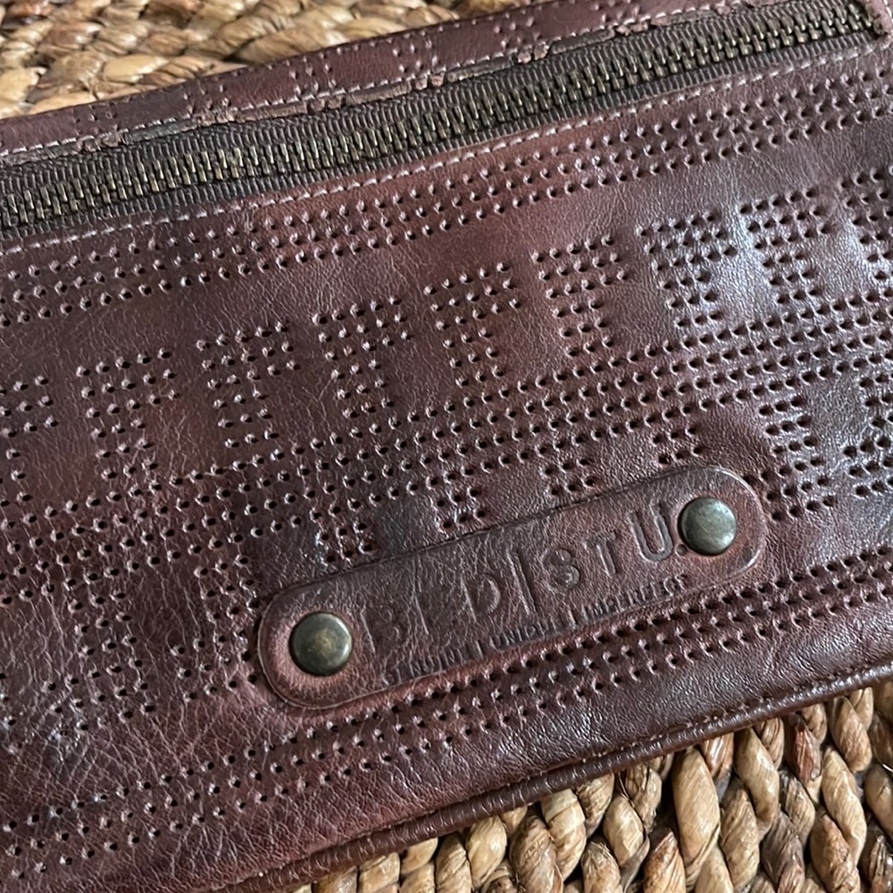 NWT Bed Stu brown leather crossbody wristlet shoulder bag Bayshore teak rustic